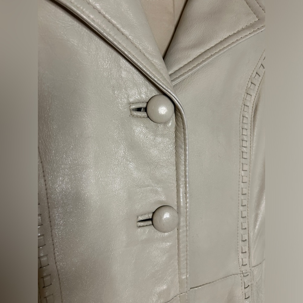 Vintage Taupe/Beige Leather Belted Trench Coat 24K by Dan di Modes Size S/M - Picture 8 of 16
